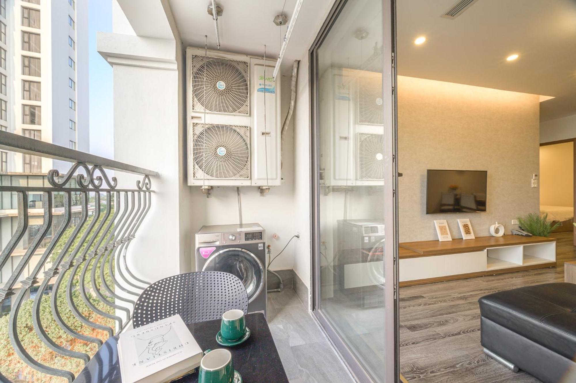 Luxe Paradise Suites Tay Ho Hanoi Exteriör bild